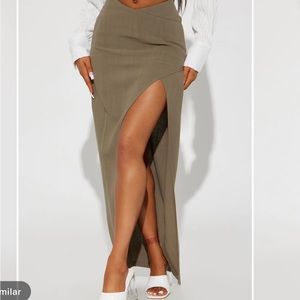 Fashion Nova Slit Linen Skirt Never Worn